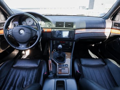 Used 2000 BMW M5 image 24