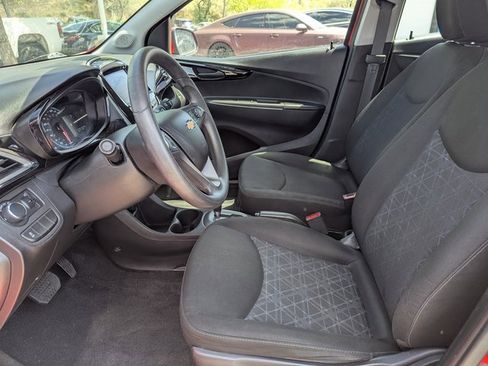 Used 2021 Chevrolet Spark LT image 23