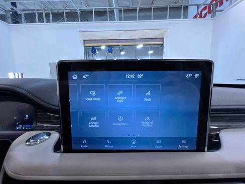 Used 2020 Lincoln Aviator Black Label Grand Touring AWD/4WD image 26