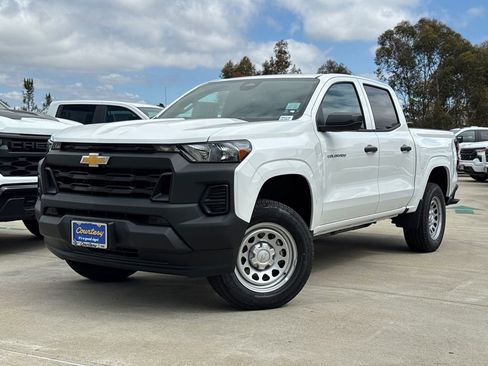 New 2026 Chevrolet Colorado W/T w/ WT Convenience Package II image 2