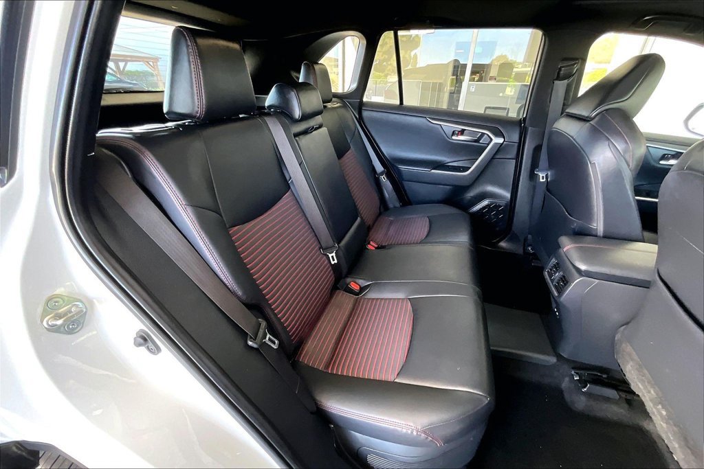 Used 2022 Toyota RAV4 XSE w/ Weather Package AWD/4WD image 25