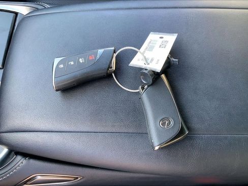 Used 2021 Lexus LS 500 w/ Accessory Package (Z2) image 13