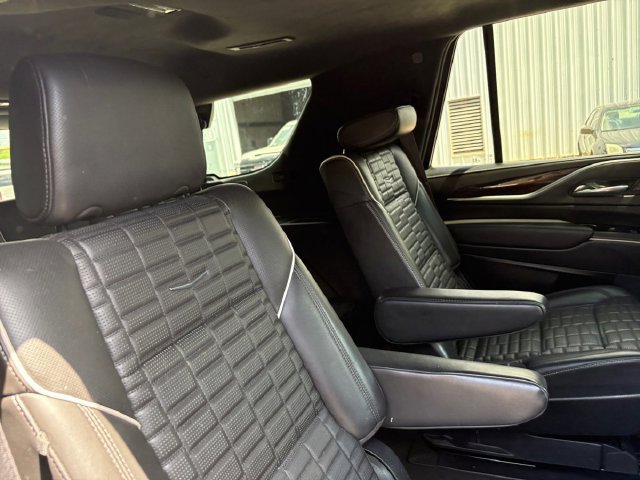 Used 2022 Cadillac Escalade Sport Platinum w/ LPO, ONYX Package RWD image 11