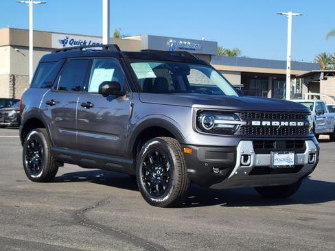 Certified 2025 Ford Bronco Sport Badlands image 1