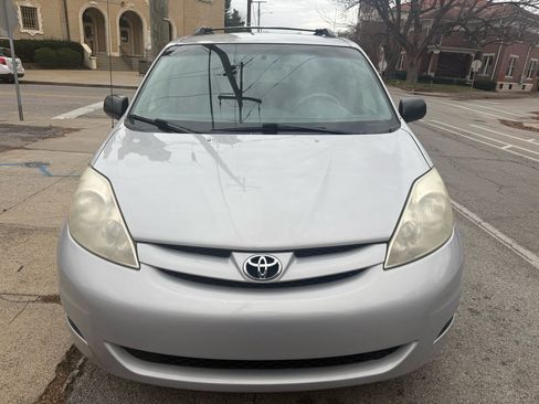 Used 2008 Toyota Sienna LE image 8