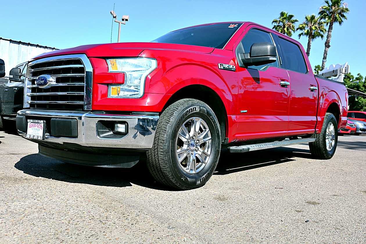 Used 2015 Ford F150 XLT w/ Equipment Group 302A Luxury RWD image 1