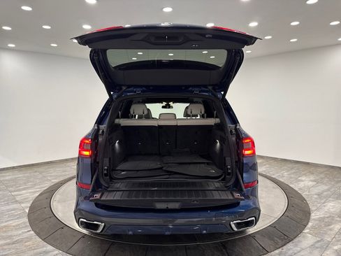 Used 2019 BMW X5 xDrive40i w/ M Sport Package image 43