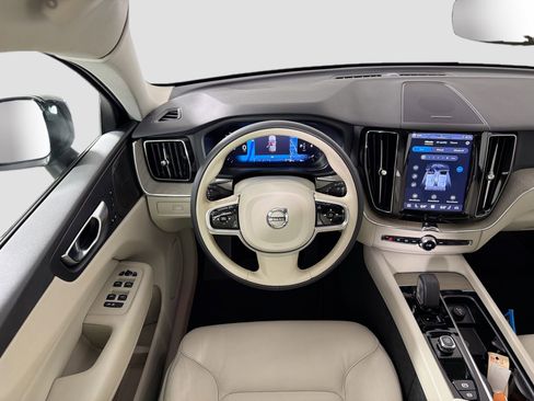Certified 2023 Volvo XC60 B5 Plus w/ Protection Package Premier FWD image 22