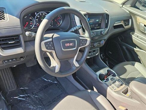 Used 2024 GMC Terrain Denali w/ Black Diamond Edition AWD/4WD image 10