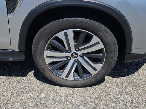 Used 2025 Mitsubishi Outlander Sport AWD image 10