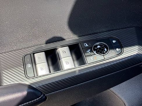 Used 2024 Mitsubishi Outlander SE AWD/4WD image 13