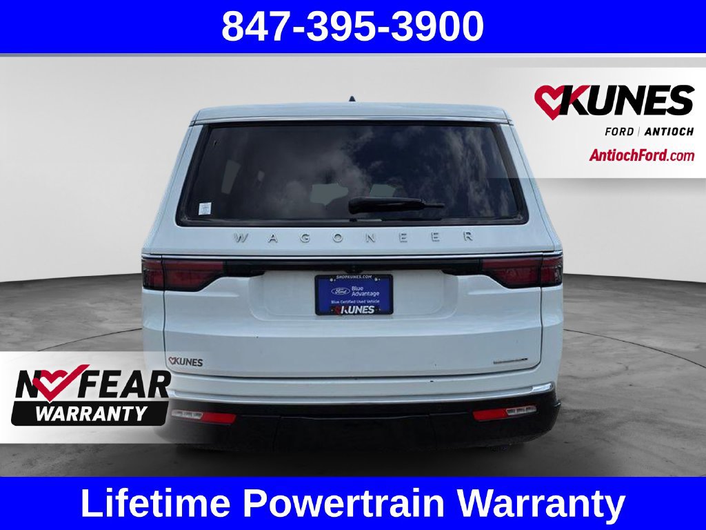 Used 2024 Jeep Wagoneer L Series II AWD/4WD image 9