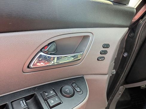 Used 2016 Honda Odyssey Touring image 15