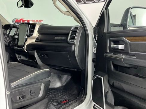 Used 2024 RAM 2500 Laramie image 30