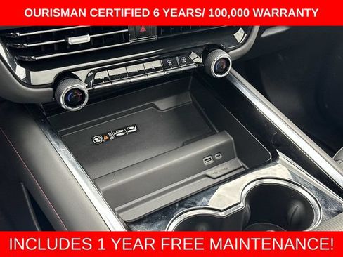 Used 2025 Chevrolet Suburban RST w/ Comfort Package AWD/4WD image 27