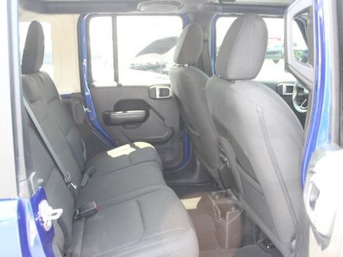 Used 2019 Jeep Wrangler Unlimited Sport S AWD/4WD image 25