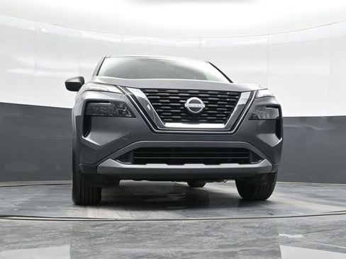Used 2023 Nissan Rogue S image 38
