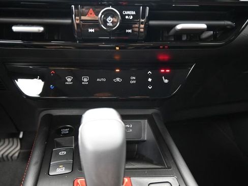 New 2026 Nissan Kicks SR w/ SR Premium Package image 9