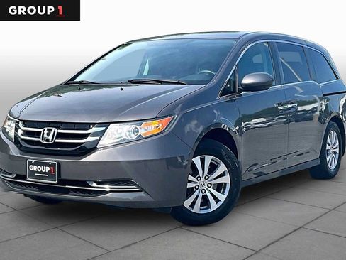 Used 2016 Honda Odyssey SE image 1