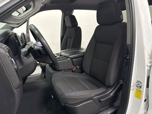 Used 2022 Chevrolet Silverado 1500 Custom w/ Safety Confidence Package RWD image 12