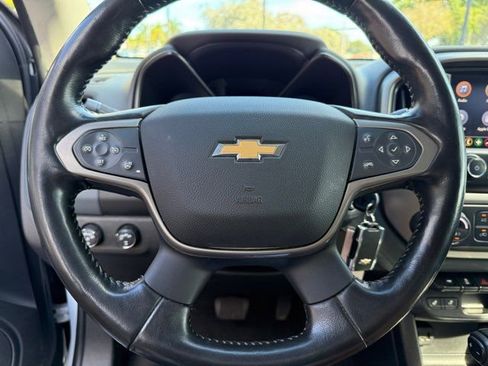 Used 2020 Chevrolet Colorado Z71 image 41