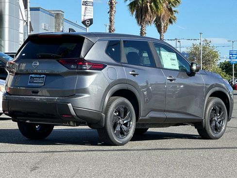 New 2026 Nissan Rogue SV image 4