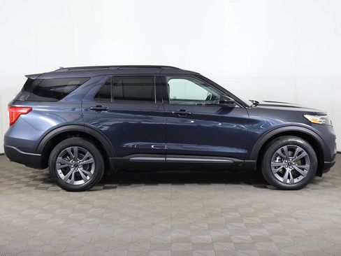 Used 2023 Ford Explorer XLT w/ Equipment Group 202A AWD/4WD image 19