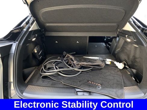 Used 2023 Nissan Ariya AWD image 14