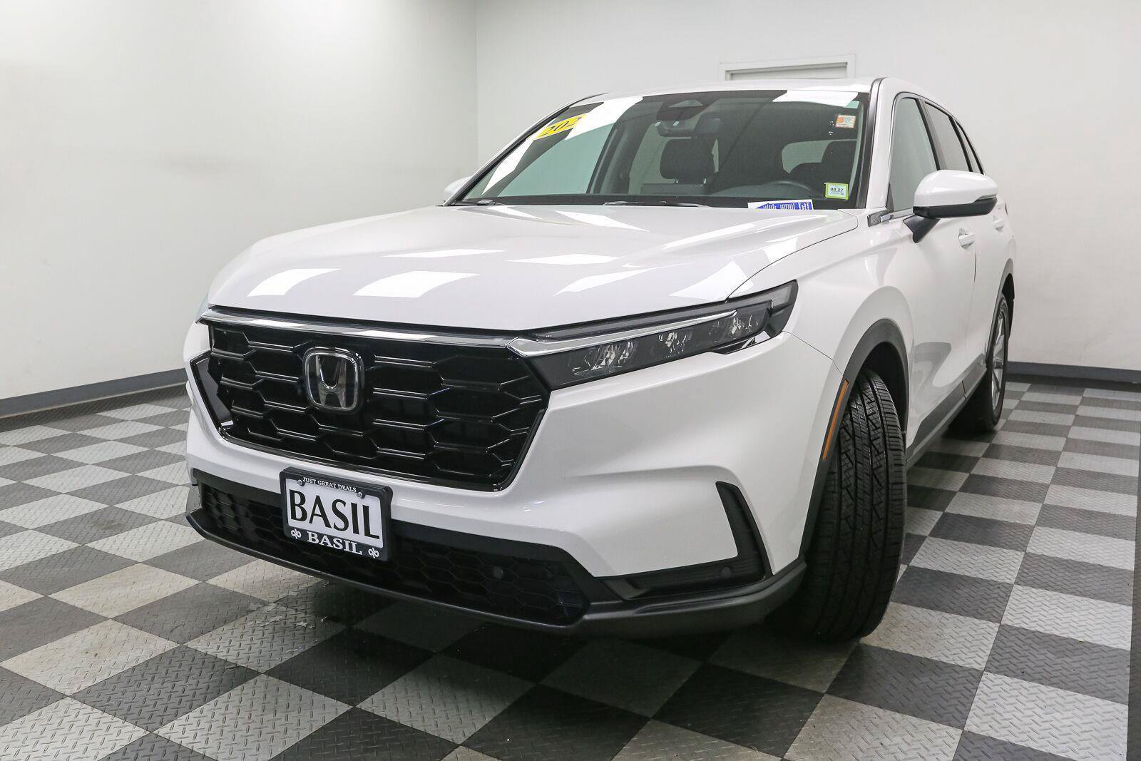 Used 2025 Honda CR-V EX-L image 4