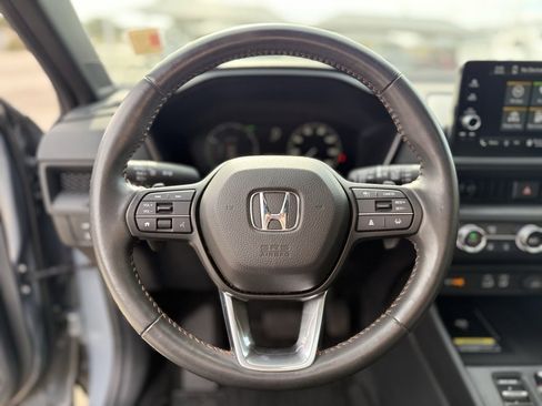 Used 2025 Honda CR-V Sport-L image 11