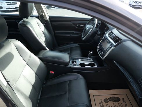 Used 2016 Nissan Altima 2.5 SL w/ 2.5 Technology w/LED Package image 17