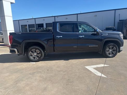 Used 2025 GMC Sierra 1500 SLT image 6