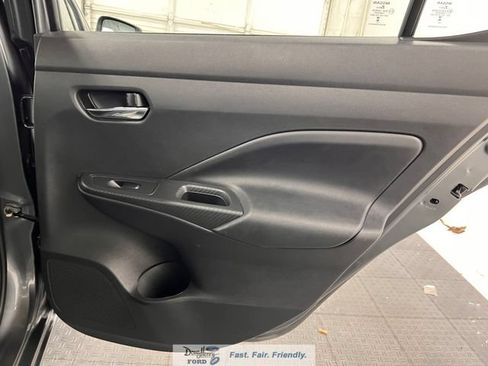 Used 2025 Nissan Versa SV FWD image 30