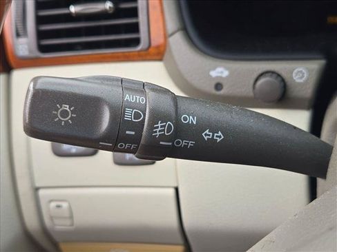 Used 2003 Lexus LS 430 w/ Navigation/Mark Levinson Pkg RWD image 13