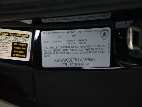 Used 2017 Lamborghini Huracan LP 580-2 RWD image 25
