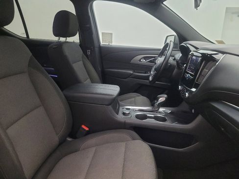 Used 2023 Chevrolet Traverse LT FWD image 21