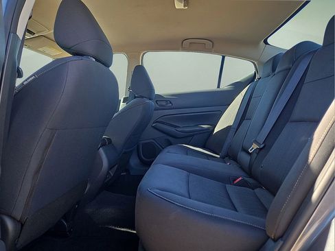 Used 2023 Nissan Altima 2.5 SV image 16