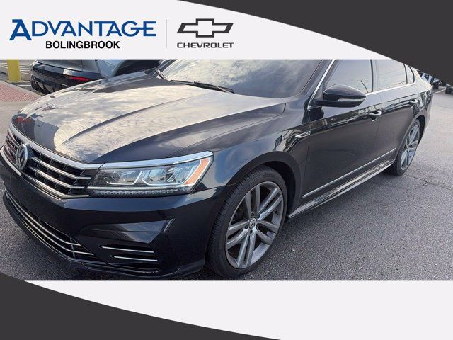 Used 2017 Volkswagen Passat 1.8T R-Line FWD image 1