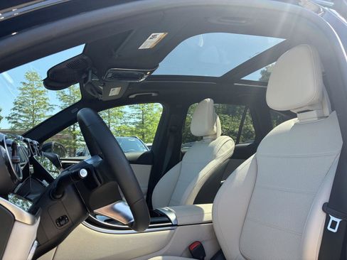 Certified 2026 Mercedes-Benz GLC 300 image 10