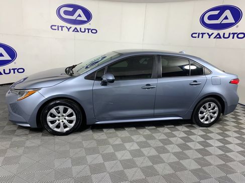 Used 2021 Toyota Corolla LE FWD image 6