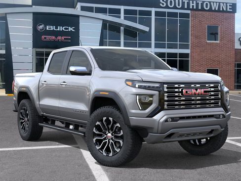 New 2026 GMC Canyon Denali image 7