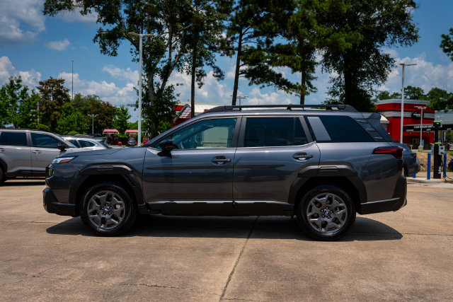 Certified 2026 Subaru Outback Premium AWD/4WD image 2