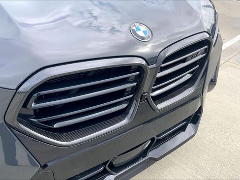 Used 2025 BMW X6 M Competition w/ Executive Package image 29