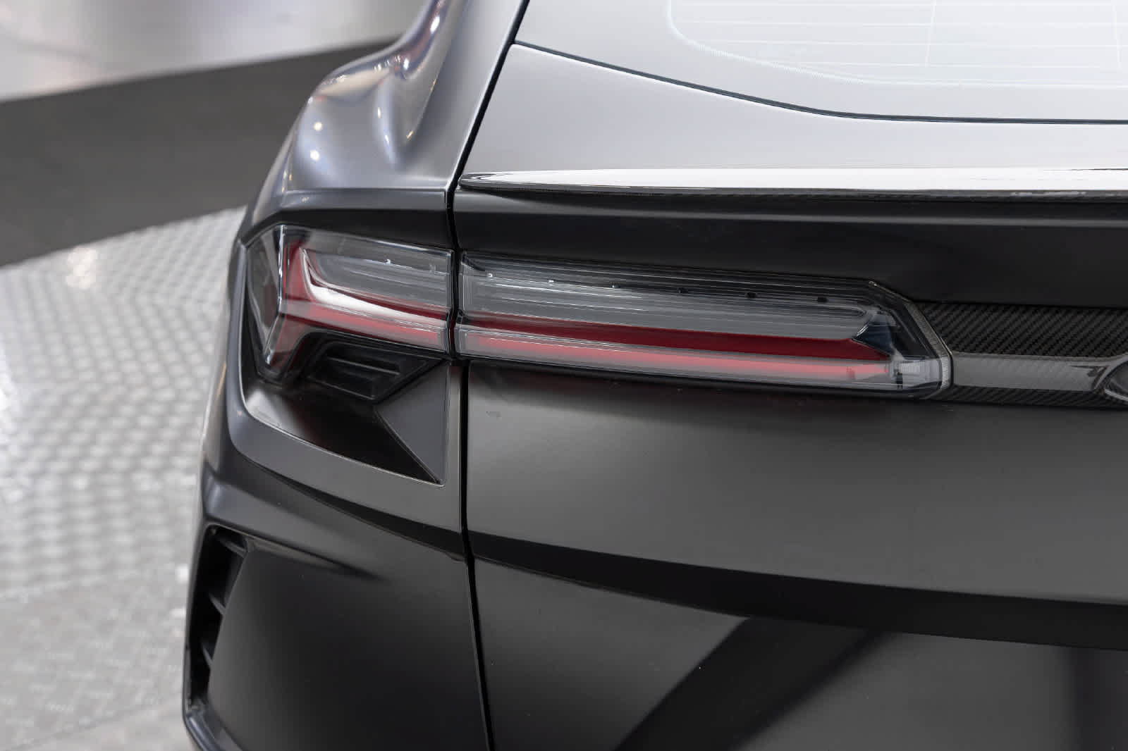 Used 2021 Lamborghini Urus AWD/4WD image 59