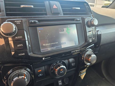 Used 2018 Toyota 4Runner TRD Pro AWD/4WD image 13