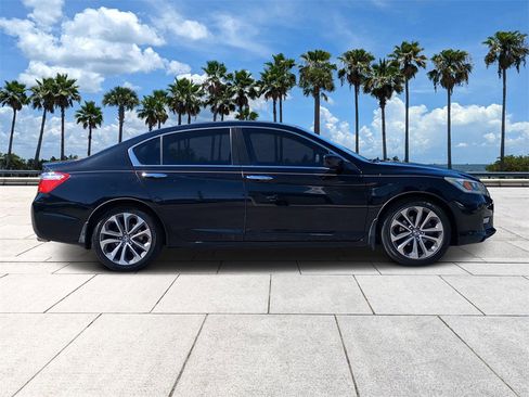 Used 2014 Honda Accord Sport image 3