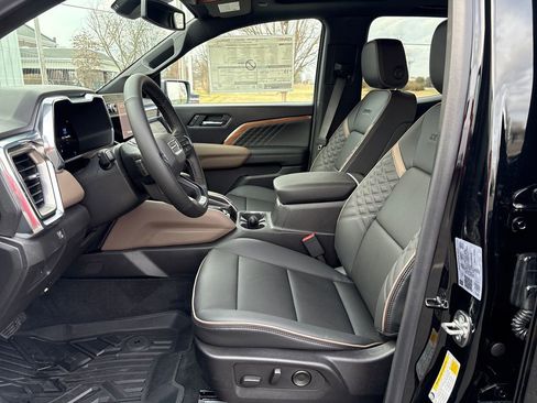 New 2026 GMC Canyon Denali image 12