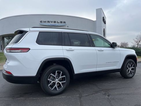 New 2025 Jeep Grand Cherokee L Limited w/ Trailer Tow Package image 49