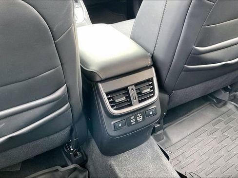 Used 2024 Subaru Outback Limited image 34