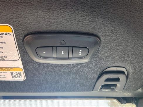 Used 2024 Jeep Wrangler Unlimited AWD/4WD image 34